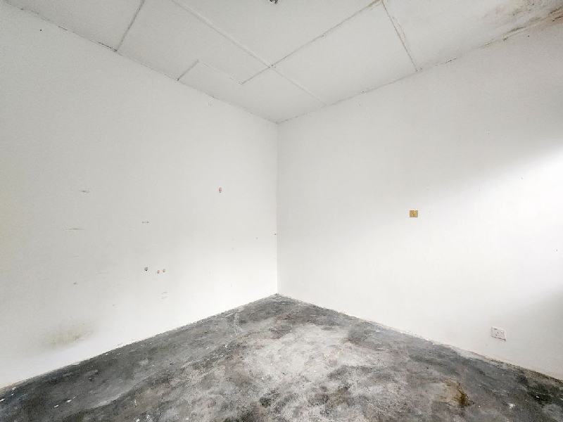 Single Storey Terrace at Seksyen 10, Shah Alam - photo 8