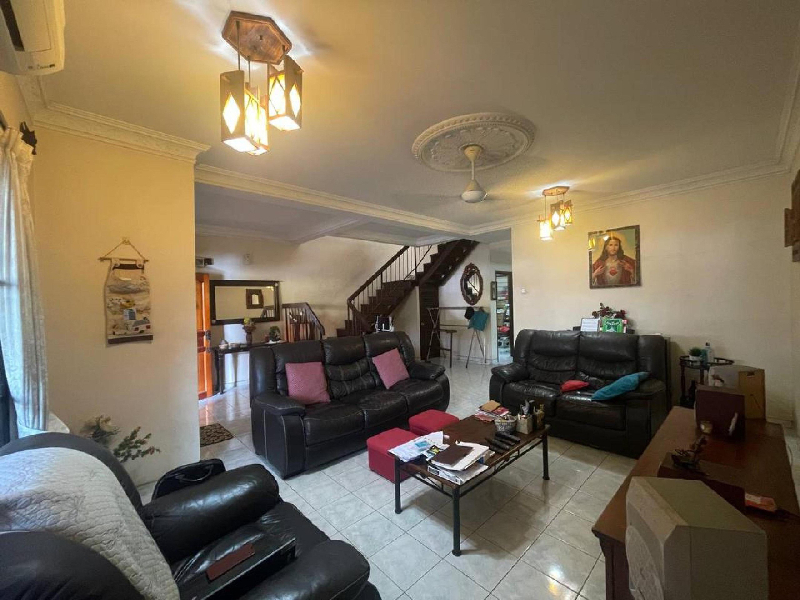 Renovated 22x70 Teres 2 Tingkat Taman Lestari Putra, Seri Kembangan - photo 2