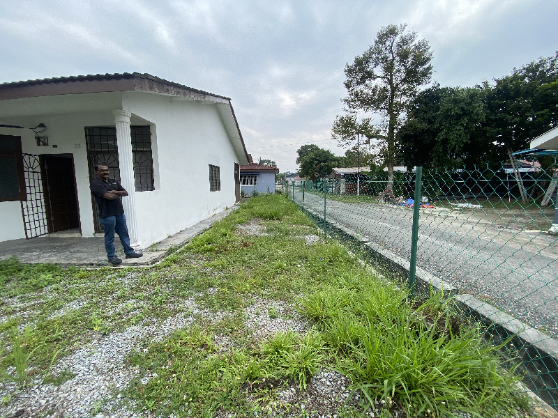 Freehold Corner Single storey Terrace Taman Medan Indah, Teluk Panglima Garang - photo 6