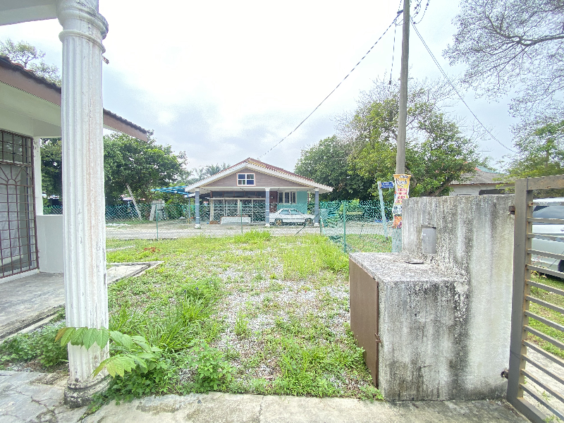 Freehold Corner Single storey Terrace Taman Medan Indah, Teluk Panglima Garang - photo 7
