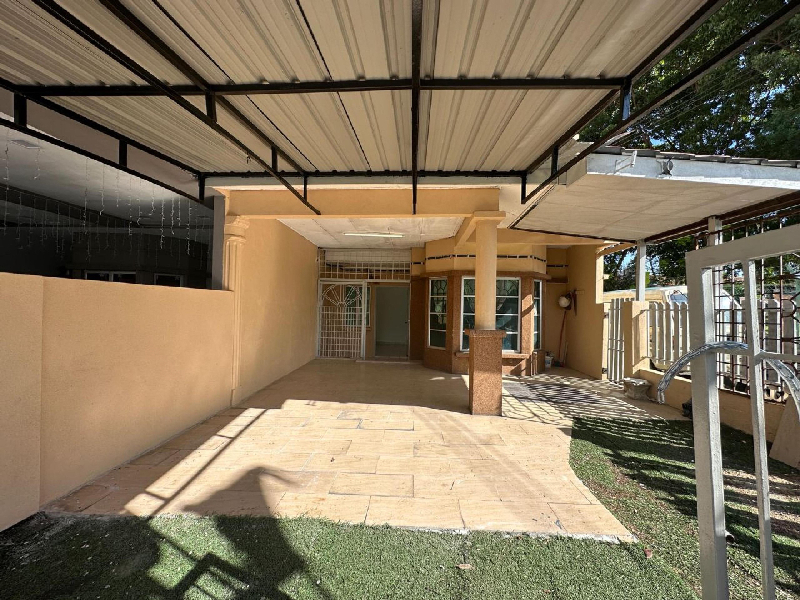 Endlot Renovated Teres 2 Tingkat Bandar Puteri Klang - photo 3