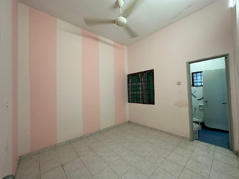 Endlot Renovated Teres 2 Tingkat Bandar Puteri Klang - photo 7