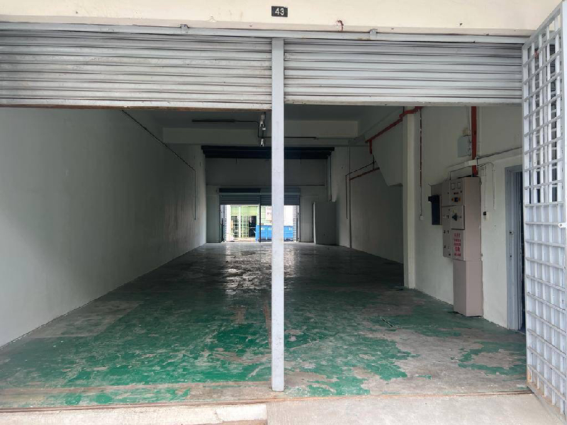 Puchong Taman Mas 1 half sty link factory 26x85ft - photo 9
