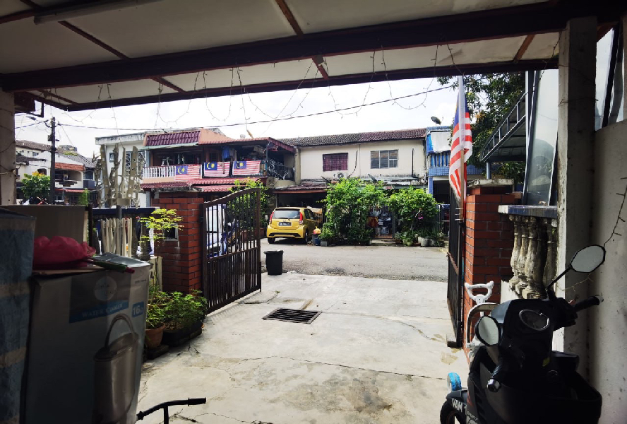 2 Storey Taman Cheras Indah, Kuala Lumpu - photo 2