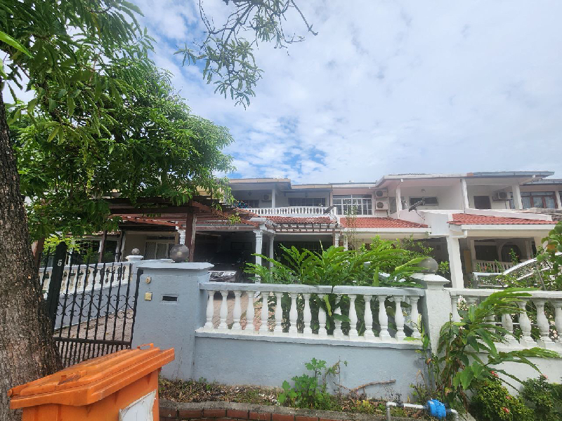 Double Storey Terrace Intermediate Seksyen 11, Shah Alam - photo 4