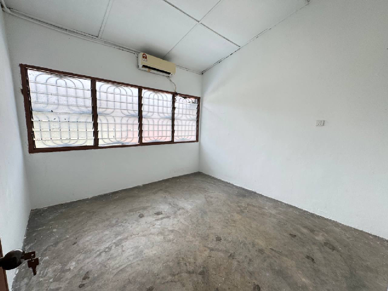 Double Storey Terrace Jalan Guli Seksyen 11 Shah Alam - photo 11