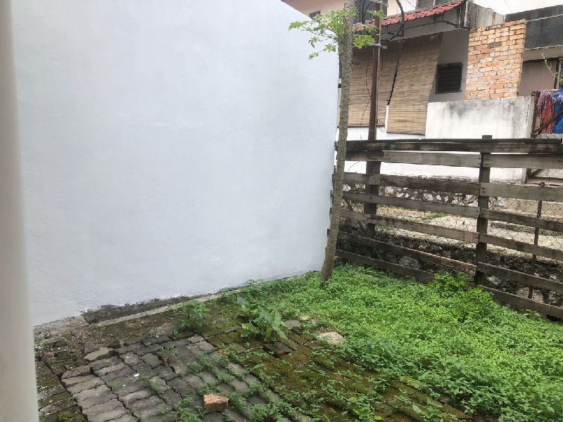 Double Storey Terrace House USJ 3, Subang Jaya - Huge Extra Land - photo 8