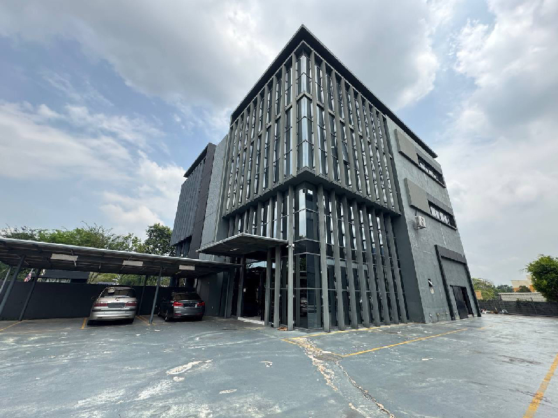 OMNI 1, RENOVATED 4 STOREY SEMI DETACHED FACTORY  COMMERCIAL BUILDING, KOTA DAMANSARA - photo 2