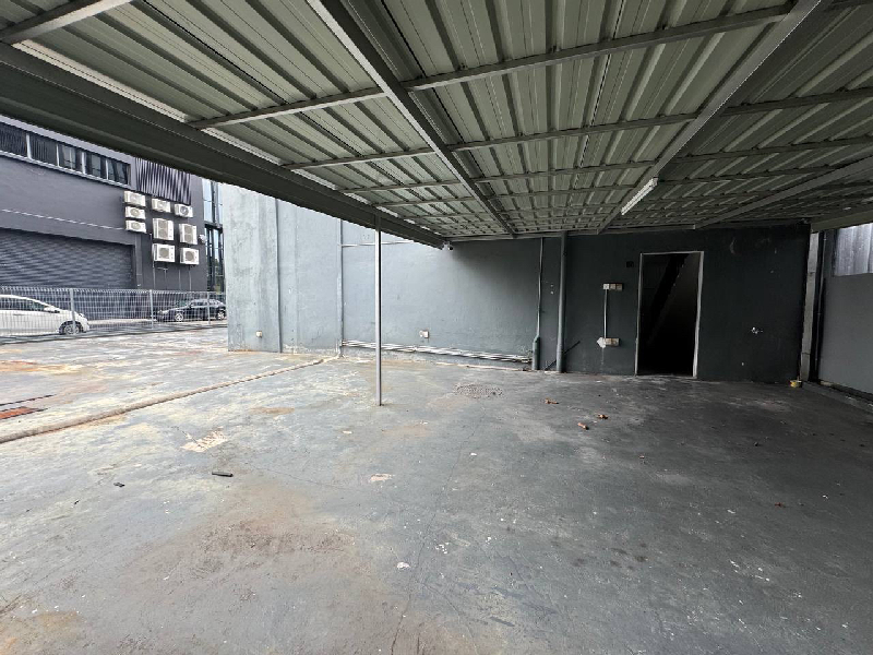 OMNI 1, RENOVATED 4 STOREY SEMI DETACHED FACTORY  COMMERCIAL BUILDING, KOTA DAMANSARA - photo 9