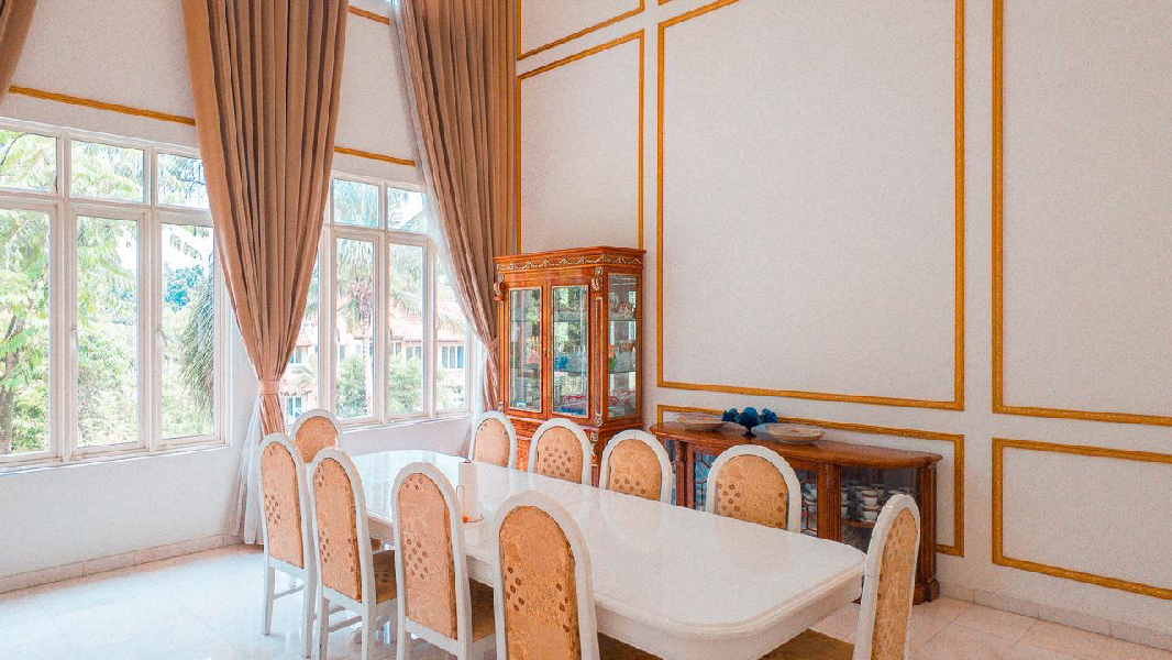 Triple Storey Bungalow House Jalan Kubah U8, Bukit Jelutong(Corner Lot) - photo 11