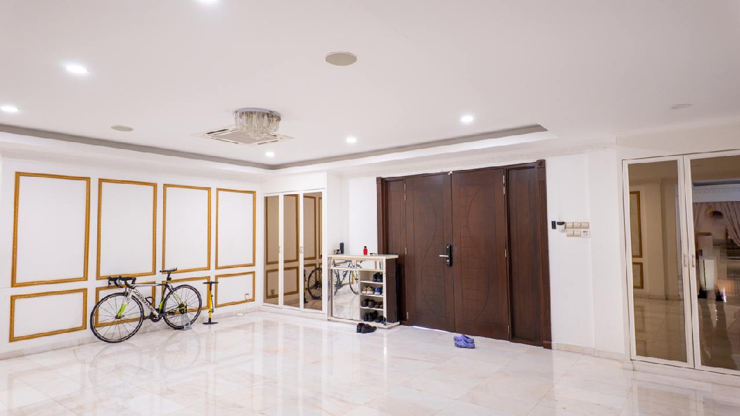 Triple Storey Bungalow House Jalan Kubah U8, Bukit Jelutong(Corner Lot) - photo 13