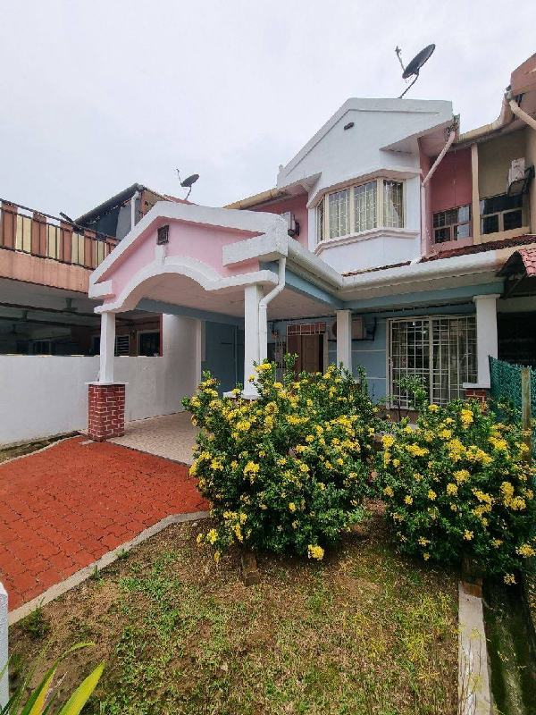 2 Storey Terrace Jalan Plumbum Seksyen 7 Shah Alam - photo 2