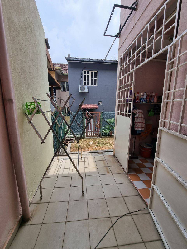 2 Storey Terrace Jalan Plumbum Seksyen 7 Shah Alam - photo 8