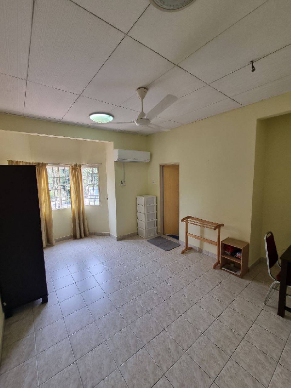 2 Storey Terrace Jalan Plumbum Seksyen 7 Shah Alam - photo 13