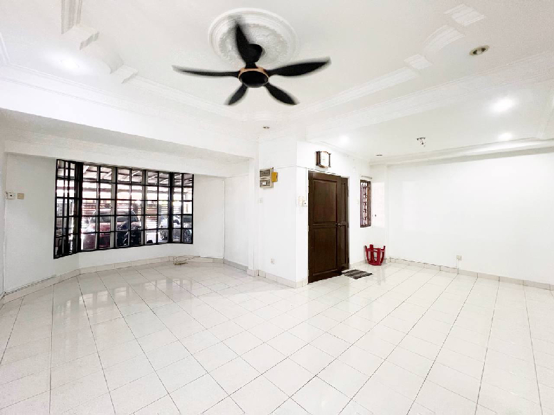Renovated Double Storey Jalan Nova Subang Bestari - photo 6