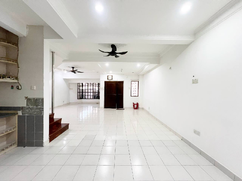 Renovated Double Storey Jalan Nova Subang Bestari - photo 9