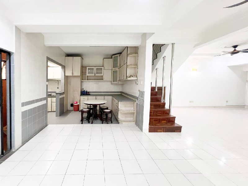 Renovated Double Storey Jalan Nova Subang Bestari - photo 10