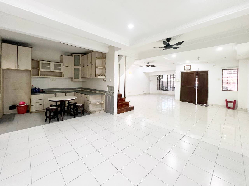 Renovated Double Storey Jalan Nova Subang Bestari - photo 11