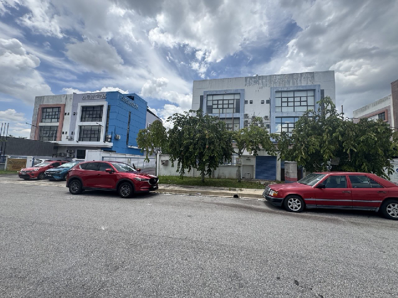 CORNER LOT 3 storey Semi D Factory with lift - photo 9