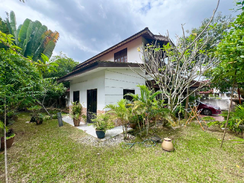 Bungalow Double Storey Laman Kemboja Kota serimas Nilai Negeri Sembilan - photo 2
