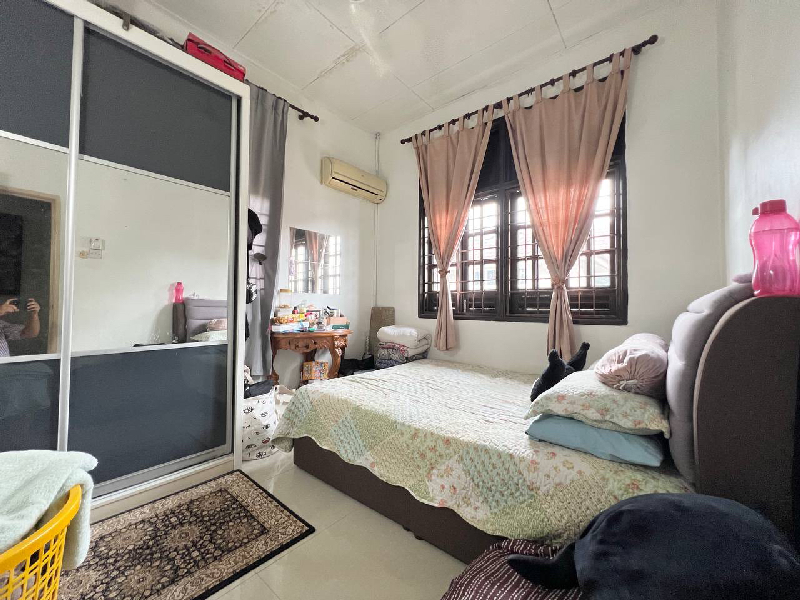 Bungalow Double Storey Laman Kemboja Kota serimas Nilai Negeri Sembilan - photo 10