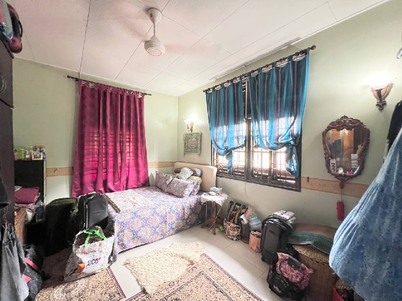 Bungalow Double Storey Laman Kemboja Kota serimas Nilai Negeri Sembilan - photo 12