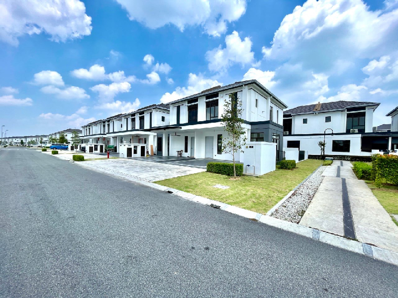 ENDLOT DOUBLE STOREY REGENT GARDEN ECO GRANDEUR BANDAR PUNCAK ALAM - photo 2