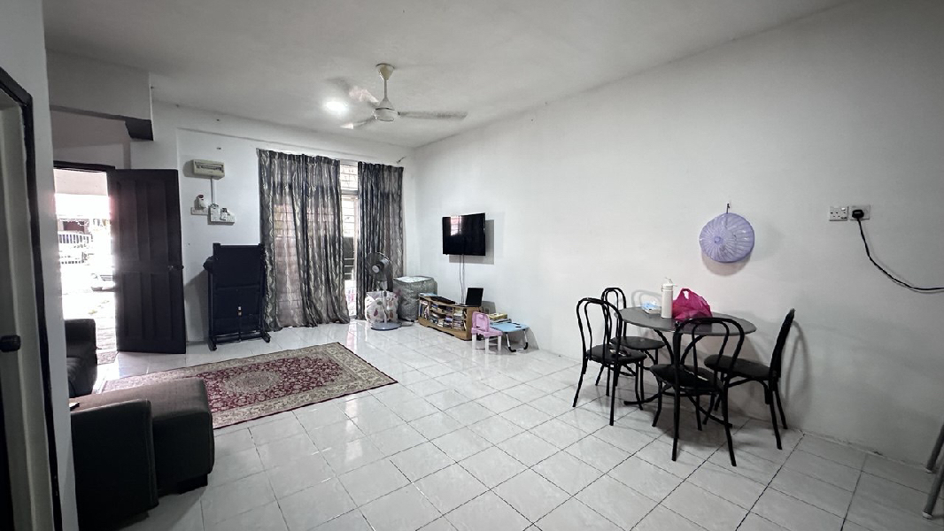 TERMURAHBASIC UNIT2-Storey Terrace House SP4, Bandar Saujana Putra - photo 3