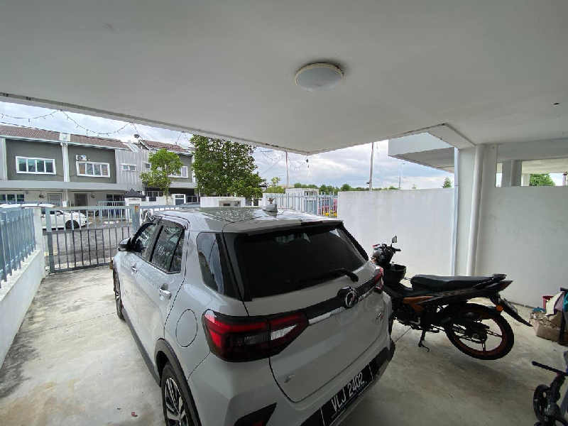 Double Storey Terrace Laman Haris Eco Grandeur Jalan 12, Puncak Alam - photo 2