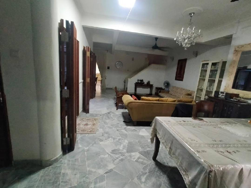 Double storey terrace in USJ4 Subang Jaya - photo 2
