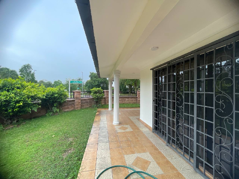 [ Corner Lot ] 2 Storey Jalan Serambi @ U8 Bukit Jelutong Shah Alam - photo 4