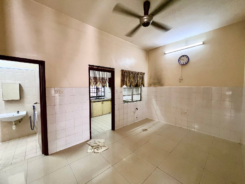 Double Storey SEMI-D Taman Prima Saujana Kajang - photo 13