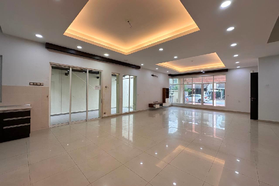 Semi Detached 3 Storey House Kemuning Residence Kota Kemuning Shah Alam - photo 4