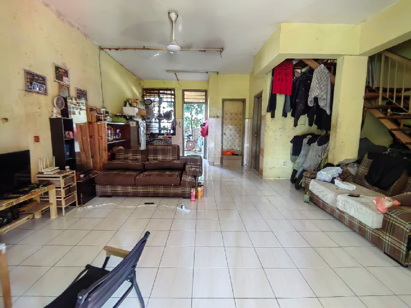 Double Storey Terrace Bandar Saujana Putra SP 4, J - photo 2