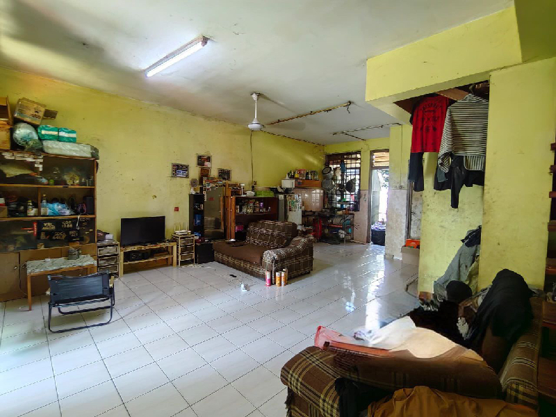Double Storey Terrace Bandar Saujana Putra SP 4, J - photo 3