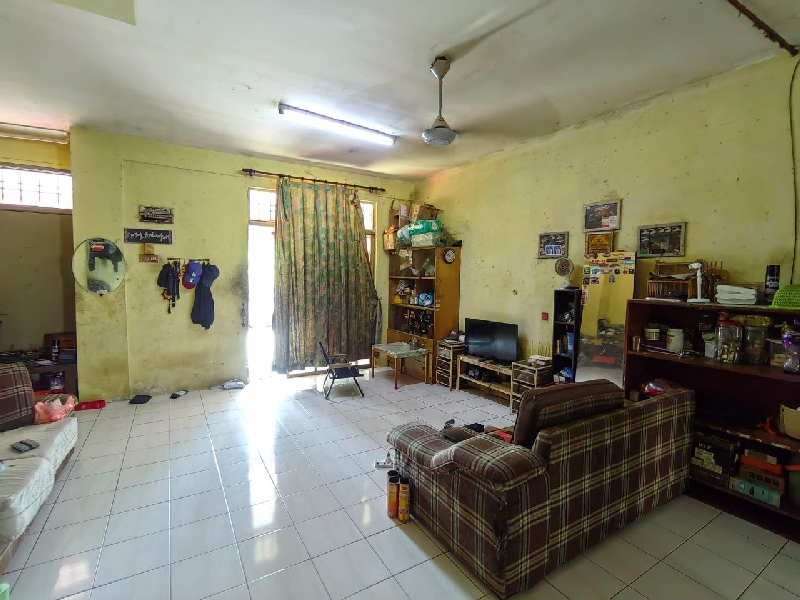 Double Storey Terrace Bandar Saujana Putra SP 4, J - photo 4