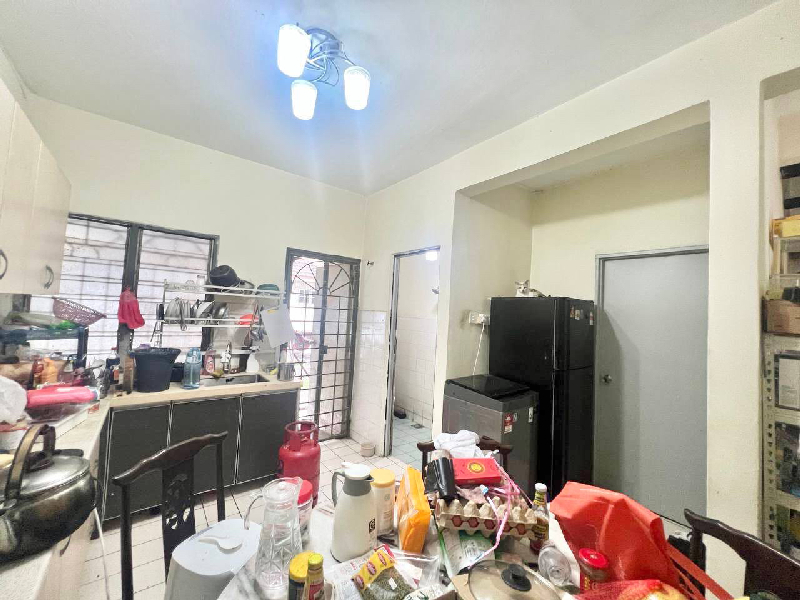 Double Storey, Taman Balakong Jaya Seri Kembangan - photo 7