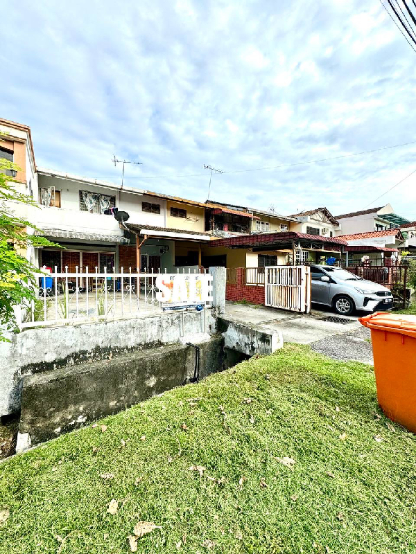 DOUBLE STOREY TERRACE INTERMEDIATE 22x75 SEKSYEN 11 SHAH ALAM - photo 2
