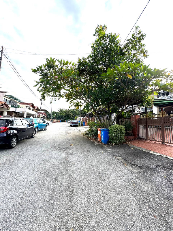 DOUBLE STOREY TERRACE INTERMEDIATE 22x75 SEKSYEN 11 SHAH ALAM - photo 3