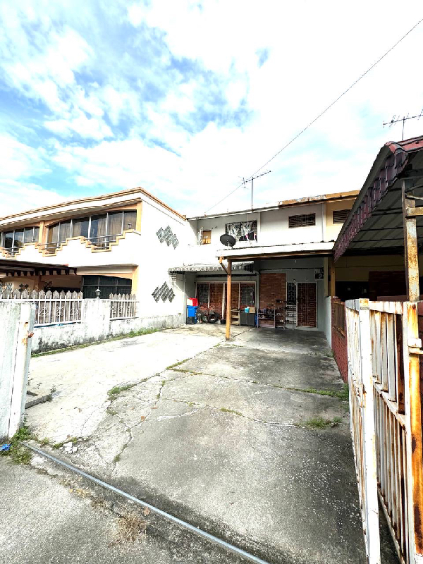 DOUBLE STOREY TERRACE INTERMEDIATE 22x75 SEKSYEN 11 SHAH ALAM - photo 4