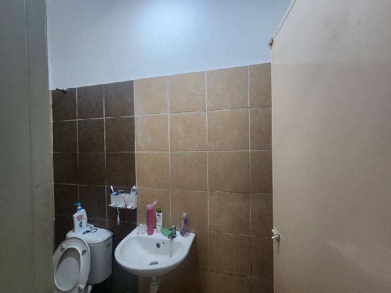 Renovated 20x70 Teres Setingkat Kg Lombong Seksyen 29, Shah Alam - photo 8