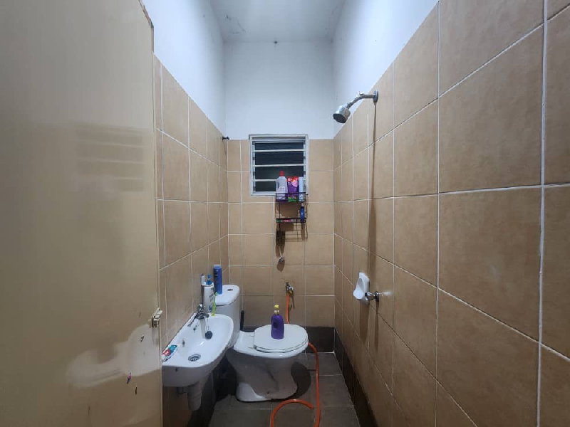 Renovated 20x70 Teres Setingkat Kg Lombong Seksyen 29, Shah Alam - photo 9