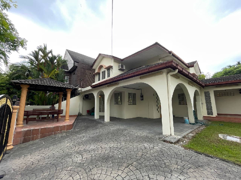 Two Storey Semi-D Corner Lot at Seksyen 9 Shah Alam - photo 2