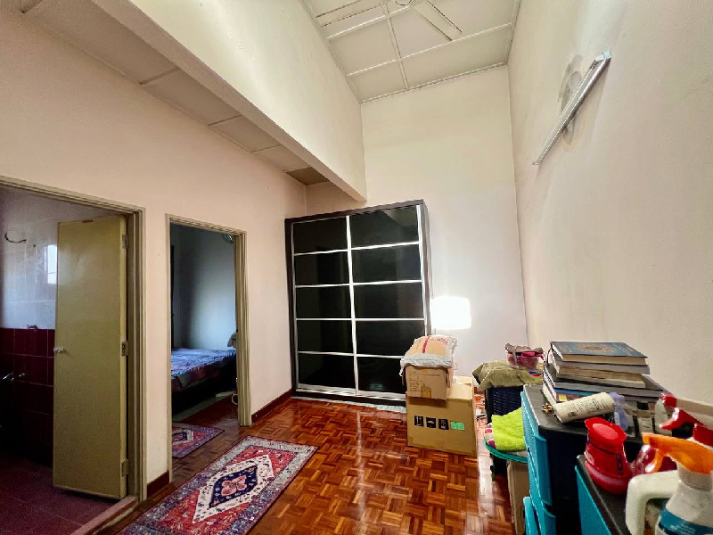 Double Storey Terrace Taman Alam Megah, Seksyen 27, Shah Alam - photo 6