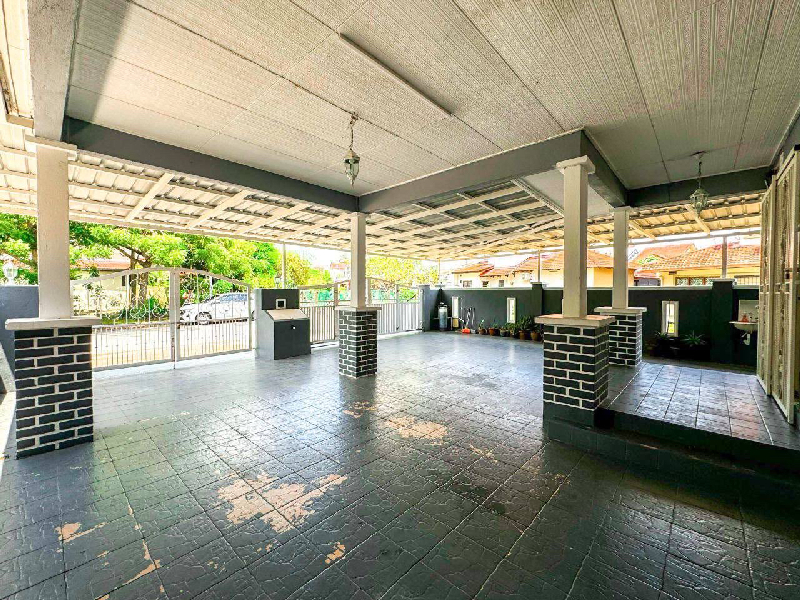Endlot Double Storey Jalan Platinum Seksyen 7, Shah Alam - photo 2