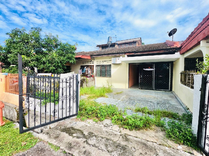 1 Storey Terrace Jalan Wira, Taman Maluri Cheras Kuala Lumpur - photo 2