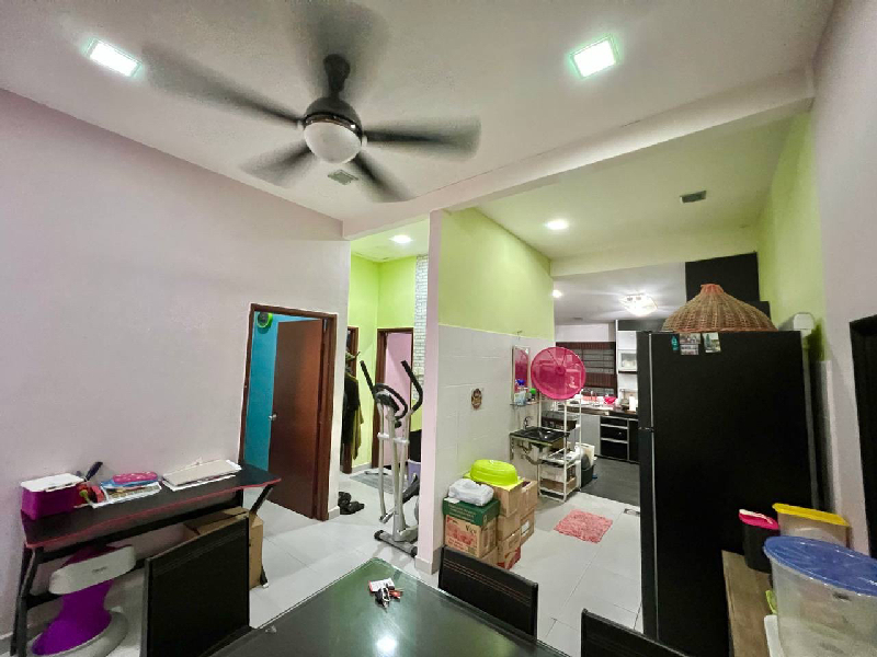 Renovated Semi D Taman Dataran Abadi Sepang - photo 12