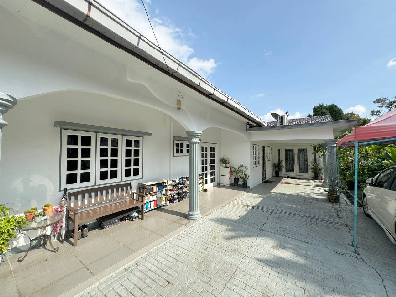 Single Storey Bungalow Seksyen 3 Shah Alam - photo 2