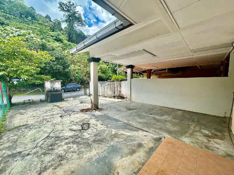 Double Storey Terrace House, Sungai Buloh Country - photo 3