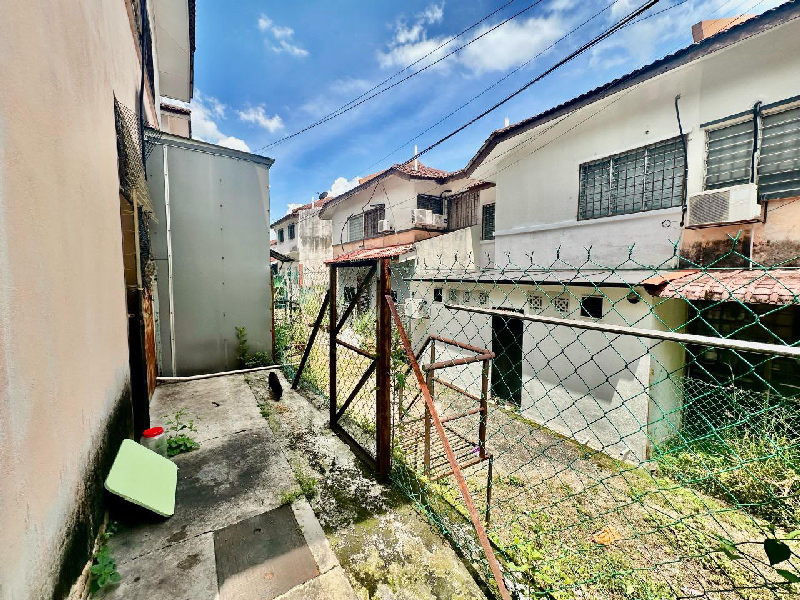 Double Storey Terrace House, Sungai Buloh Country - photo 7